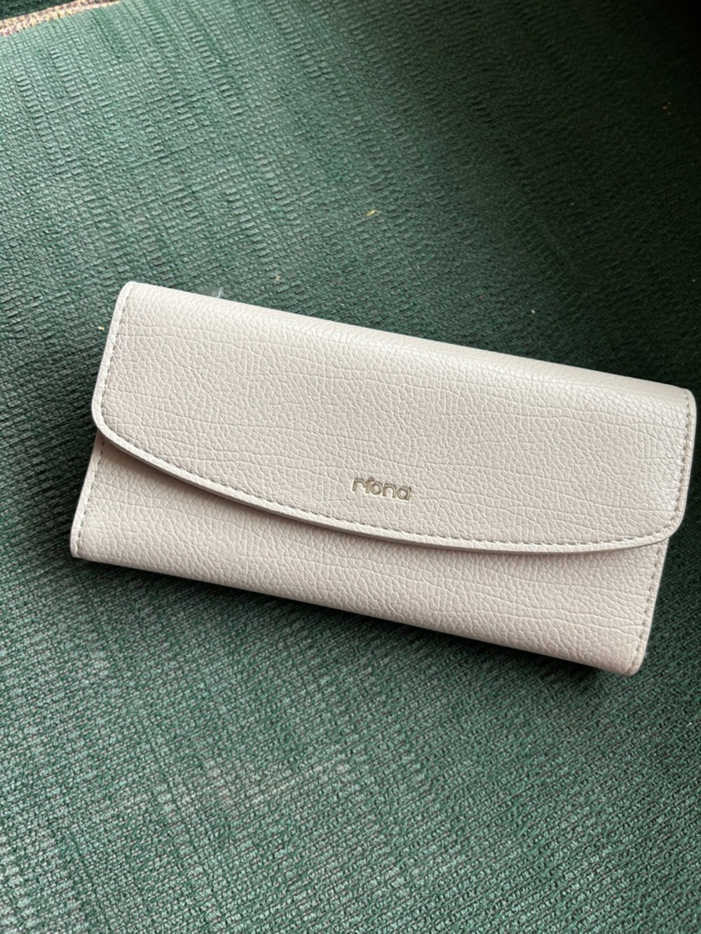 Riona brand - Pebbled Leather Long Wallet in Light taupe